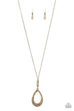 Red Carpet Royal • Brass