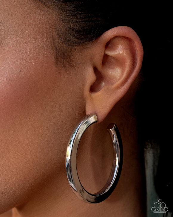 sleek-spotlight-silver