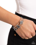 desert-diamondback-black