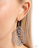 festive-foliage-silver