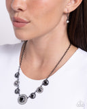 extravagant-extravaganza-black