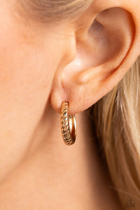 curvy-charisma-gold