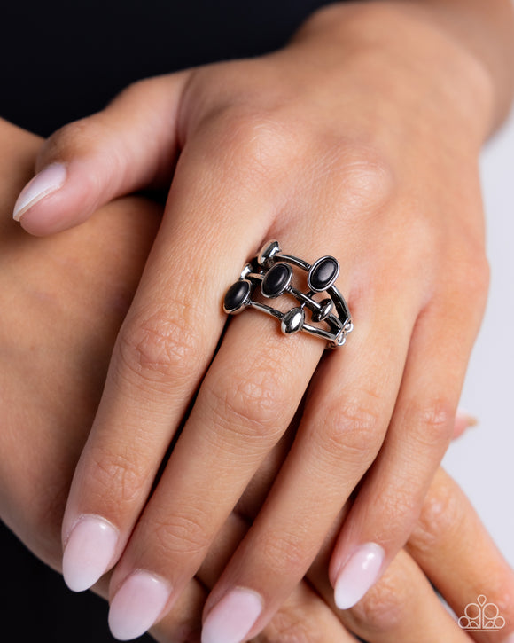 in-the-friend-stone-black