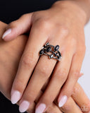 in-the-friend-stone-black