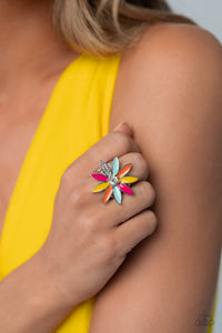 Lily Lei • Multicolor