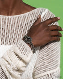 sunflower-serenity-black