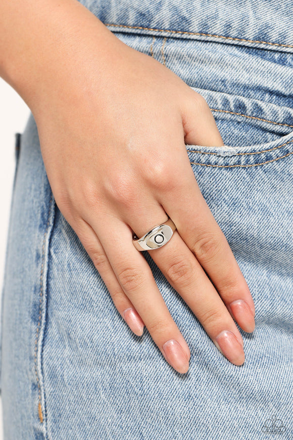 monogram-memento-silver-o