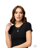 birthstone-beauty-blue-2708