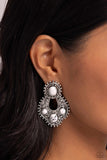 handcrafted-horseshoe-white