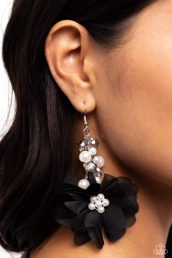 fashionable-flower-girl-black
