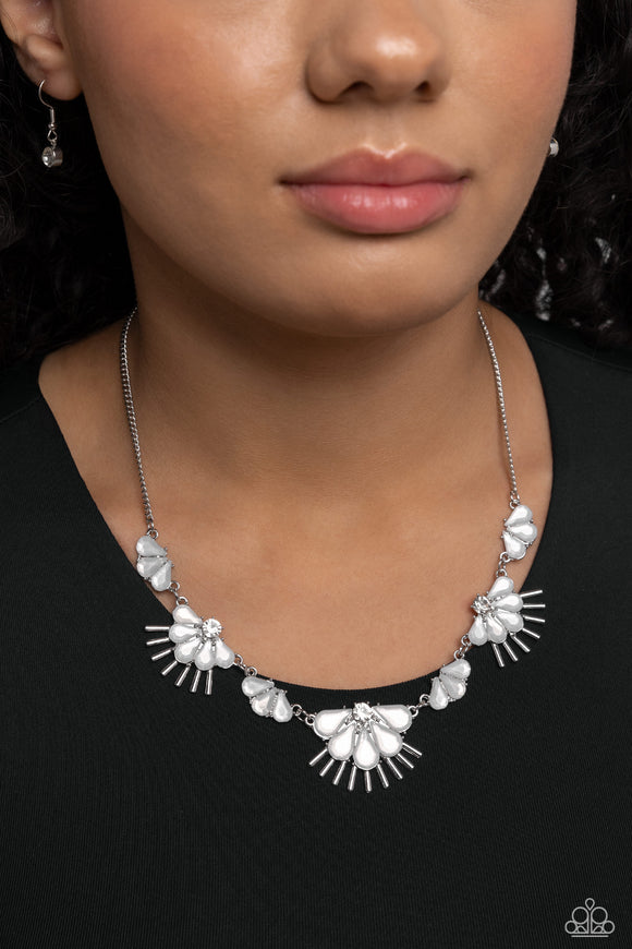 fluttering-fan-white