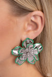 merry-model-green
