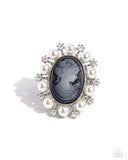 vintage-glam-black