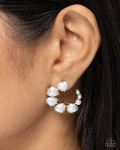 castle-courting-white