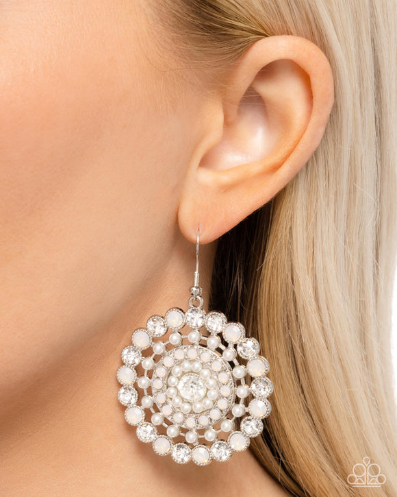 wreathed-wonderland-white