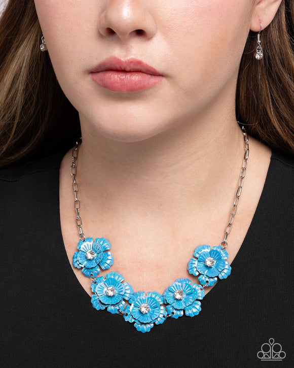 flower-chain-blue