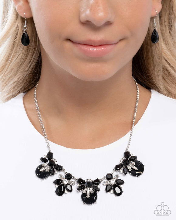 socialite-statement-black