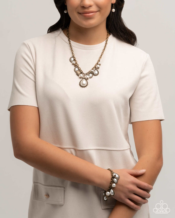 pearly-pact-complete-look