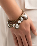 pearly-pact-complete-look