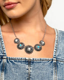 palm-tree-promenade-white