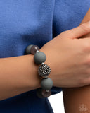 hematite-hallmark-complete-look