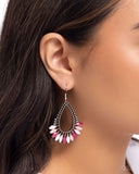 pronged-pattern-pink