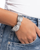 blingy-breadth-white