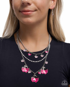 forward-fashion-pink
