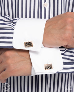 crisscrossed-captain-gold