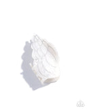 conch-chic-white
