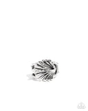 seashell-side-white