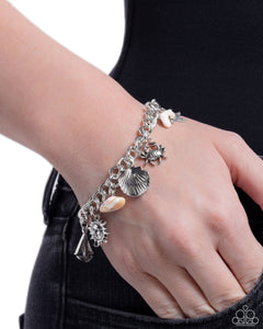 sleek-sailing-silver
