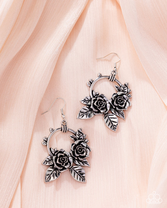 wanderlust-wreath-silver