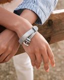 belted-brilliance-white