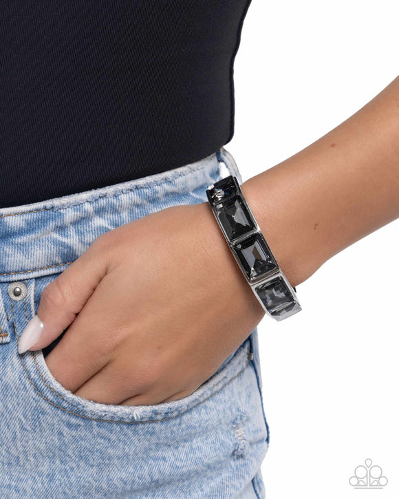 faceted-freestyle-silver