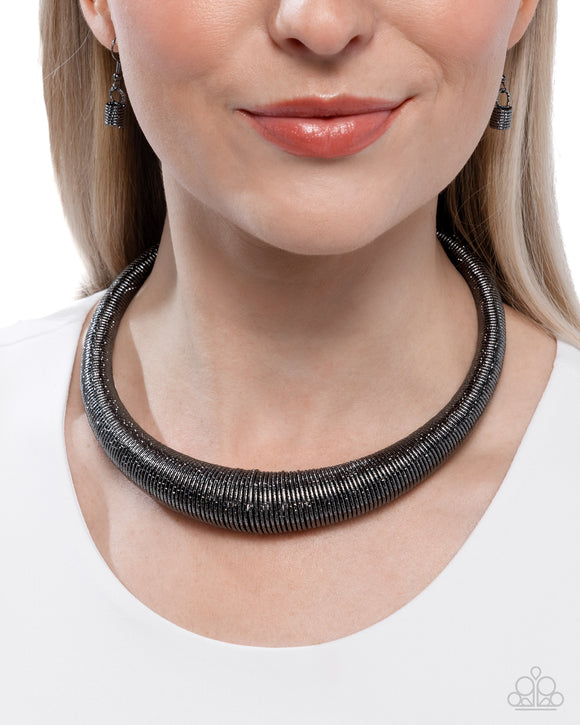 subtle-selfie-black