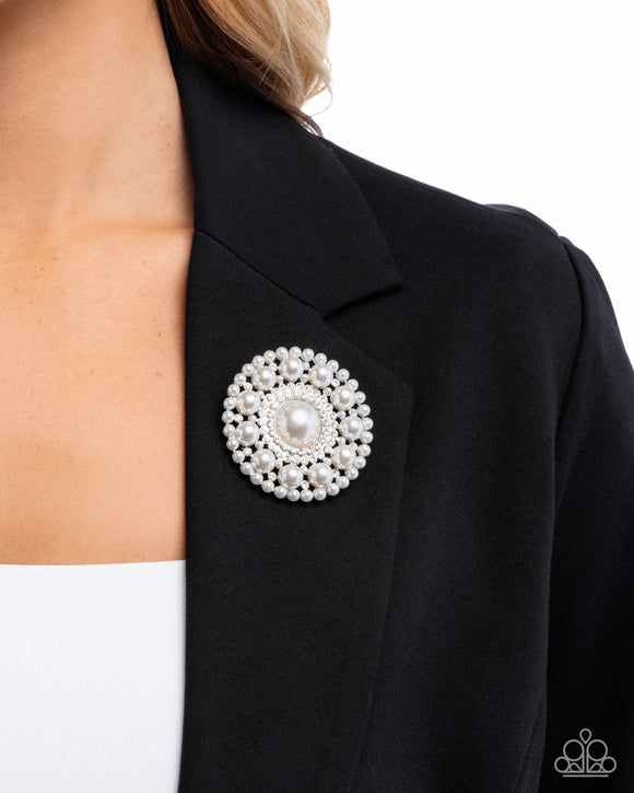 posh-paladin-white