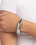 sleek-sojourn-silver