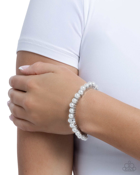 principal-pearls-white