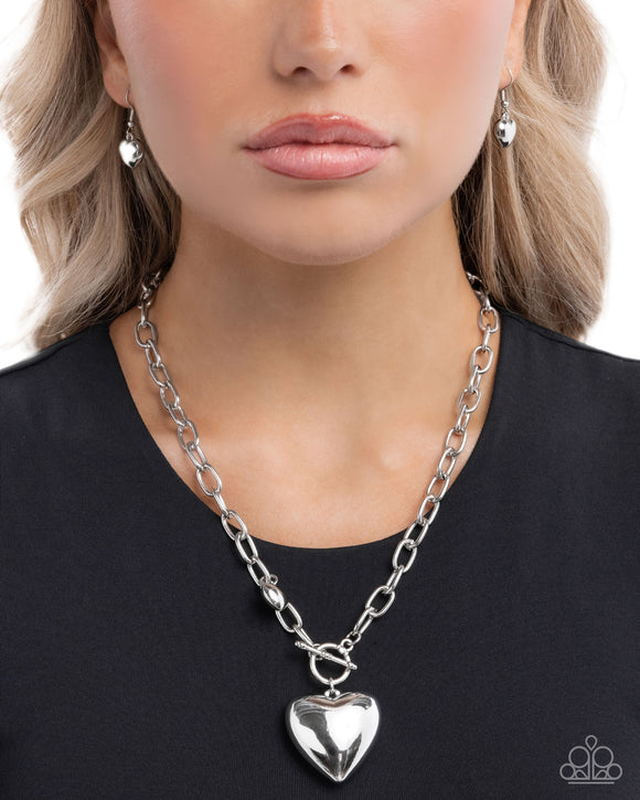 heartfelt-hangout-silver
