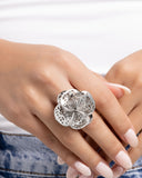 luminescent-lattice-silver