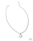 horseshoe-headline-white