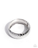 textured-transit-silver