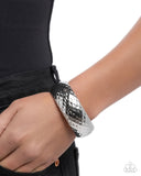 textured-transit-silver