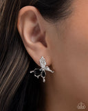 metamorphosis-moment-black