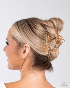 layered-landing-gold