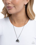 quarterback-chic-black