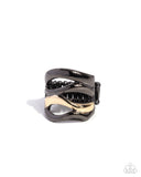 wavy-wardrobe-black
