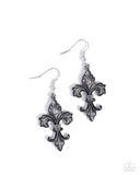 fancy-fleur-de-lis-silver