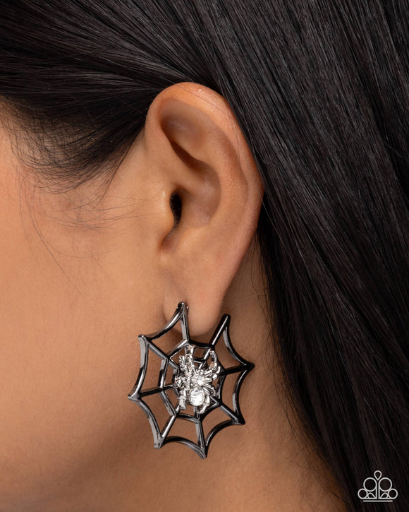 spiderweb-showcase-black